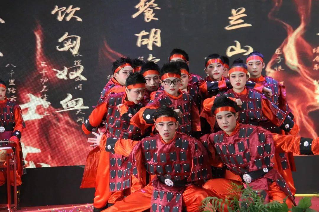 救援小绿龙